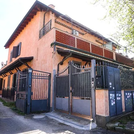Apartment Terminal7-ciampino Airport