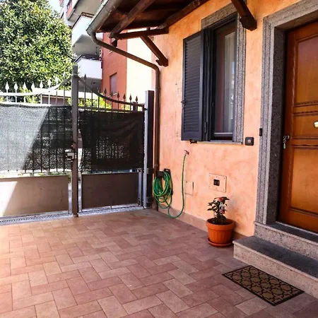 Apartment Terminal7-ciampino Airport *